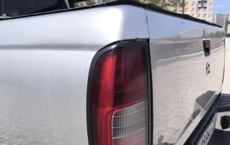 Nissan NP300, 2013 год, 750 000 рублей, 32 фотография
