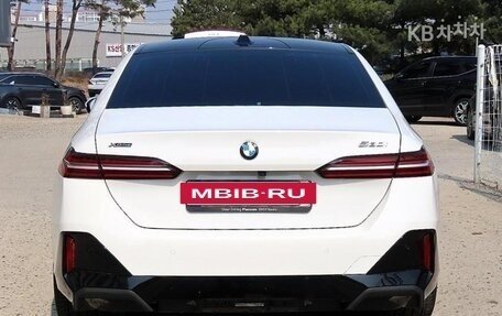 BMW 5 серия, 2024 год, 5 812 000 рублей, 4 фотография