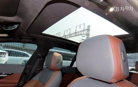 BMW 5 серия, 2024 год, 5 812 000 рублей, 14 фотография
