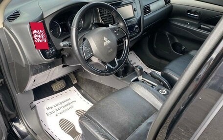 Mitsubishi Outlander III рестайлинг 3, 2012 год, 1 055 000 рублей, 7 фотография