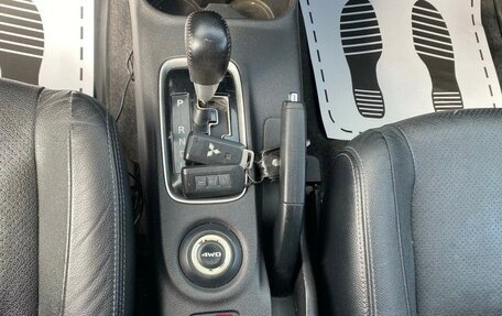 Mitsubishi Outlander III рестайлинг 3, 2012 год, 1 055 000 рублей, 10 фотография