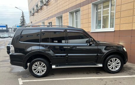 Mitsubishi Pajero IV, 2012 год, 2 300 000 рублей, 3 фотография