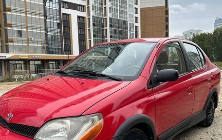 Toyota Echo, 2000 год, 450 000 рублей, 1 фотография