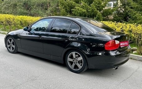 BMW 3 серия, 2005 год, 1 350 000 рублей, 1 фотография