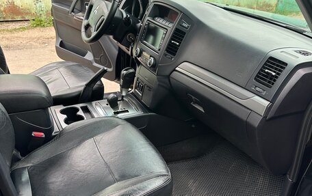 Mitsubishi Pajero IV, 2012 год, 2 300 000 рублей, 11 фотография