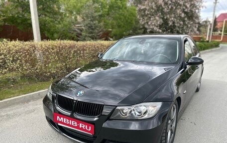 BMW 3 серия, 2005 год, 1 350 000 рублей, 3 фотография