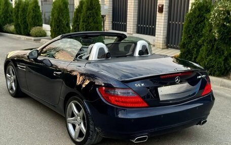 Mercedes-Benz SLK-Класс, 2011 год, 2 500 000 рублей, 11 фотография