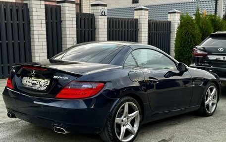 Mercedes-Benz SLK-Класс, 2011 год, 2 500 000 рублей, 13 фотография