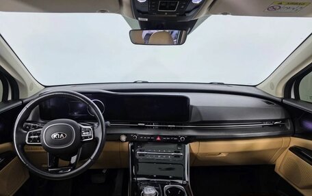 KIA Carnival, 2021 год, 4 300 000 рублей, 12 фотография