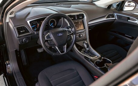 Ford Mondeo V, 2015 год, 1 295 000 рублей, 13 фотография