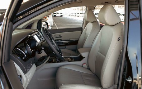 KIA Carnival III, 2017 год, 2 495 000 рублей, 11 фотография