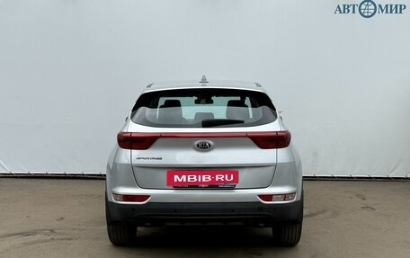 KIA Sportage IV рестайлинг, 2017 год, 1 700 000 рублей, 6 фотография