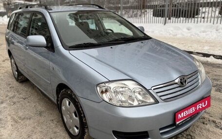 Toyota Corolla, 2004 год, 435 000 рублей, 1 фотография