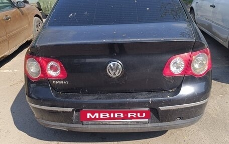 Volkswagen Passat B6, 2006 год, 300 000 рублей, 2 фотография