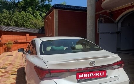 Toyota Avalon, 2022 год, 5 500 000 рублей, 6 фотография