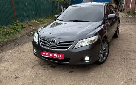 Toyota Camry, 2007 год, 1 300 000 рублей, 3 фотография