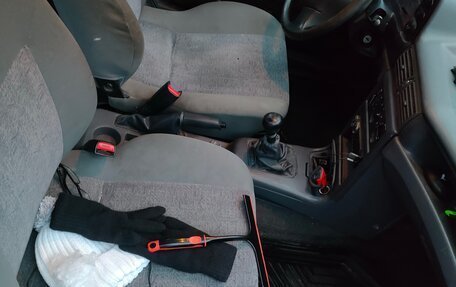 Daewoo Nexia I рестайлинг, 2005 год, 160 000 рублей, 17 фотография