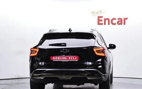 Chevrolet Trax, 2023 год, 1 670 010 рублей, 3 фотография