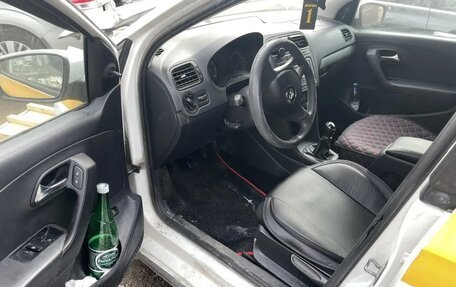 Volkswagen Polo VI (EU Market), 2018 год, 250 000 рублей, 5 фотография