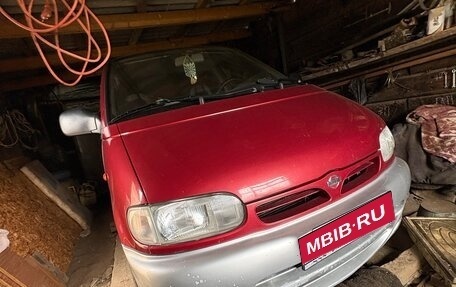 Nissan Serena I, 1999 год, 450 000 рублей, 1 фотография