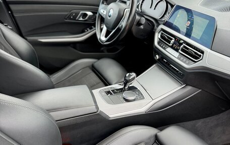 BMW 3 серия, 2020 год, 2 990 000 рублей, 14 фотография