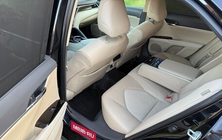 Toyota Camry, 2019 год, 2 280 000 рублей, 12 фотография