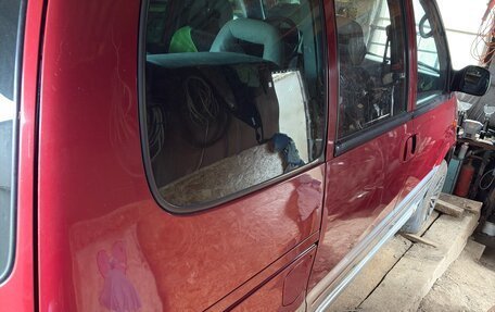 Nissan Serena I, 1999 год, 450 000 рублей, 4 фотография