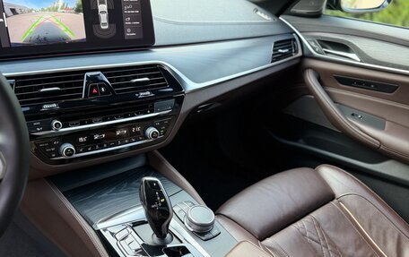 BMW 5 серия, 2020 год, 5 450 000 рублей, 18 фотография