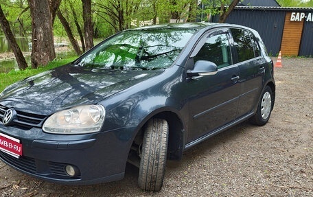 Volkswagen Golf V, 2004 год, 530 000 рублей, 1 фотография