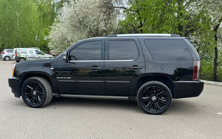 Cadillac Escalade III, 2008 год, 1 650 000 рублей, 9 фотография