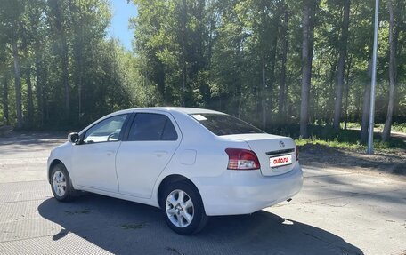 Toyota Yaris III рестайлинг, 2006 год, 600 000 рублей, 4 фотография
