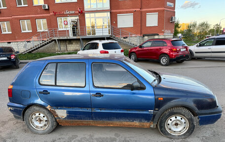 Volkswagen Golf III, 1995 год, 120 000 рублей, 2 фотография