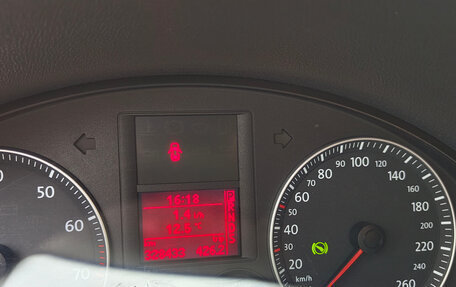 Volkswagen Golf V, 2004 год, 530 000 рублей, 11 фотография