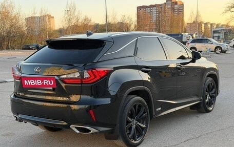 Lexus RX IV рестайлинг, 2018 год, 4 845 000 рублей, 3 фотография