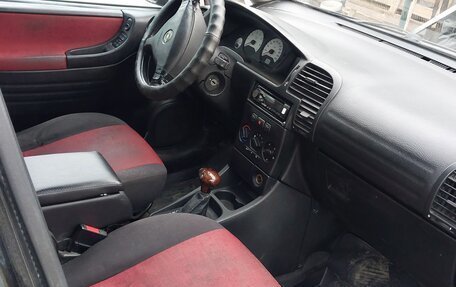 Opel Zafira A рестайлинг, 2002 год, 450 000 рублей, 5 фотография