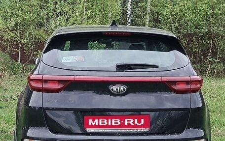 KIA Sportage IV рестайлинг, 2020 год, 1 850 000 рублей, 2 фотография