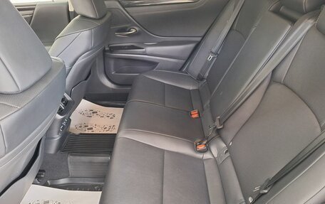 Lexus ES VII, 2019 год, 3 690 000 рублей, 19 фотография