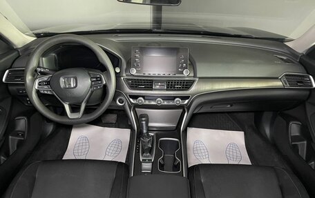 Honda Accord IX рестайлинг, 2019 год, 2 350 000 рублей, 8 фотография