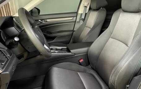Honda Accord IX рестайлинг, 2019 год, 2 350 000 рублей, 7 фотография