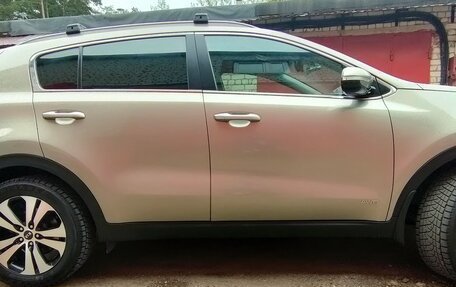 KIA Sportage IV рестайлинг, 2017 год, 1 800 000 рублей, 9 фотография