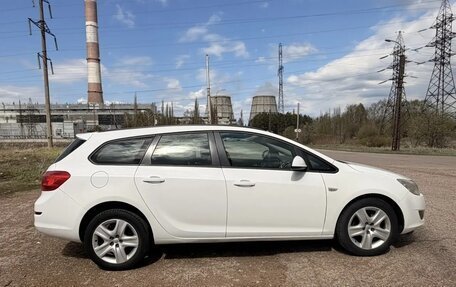 Opel Astra J, 2011 год, 620 000 рублей, 6 фотография