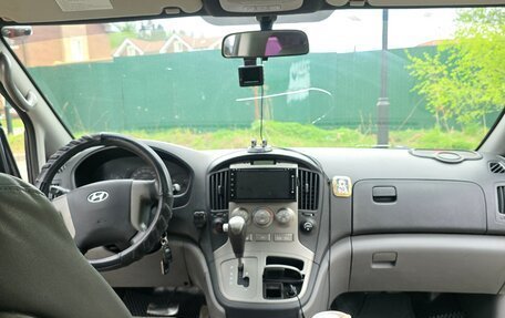 Hyundai Grand Starex Grand Starex I рестайлинг 2, 2011 год, 1 780 000 рублей, 13 фотография