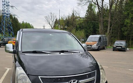 Hyundai Grand Starex Grand Starex I рестайлинг 2, 2011 год, 1 780 000 рублей, 18 фотография