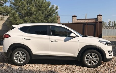 Hyundai Tucson III, 2019 год, 2 150 000 рублей, 8 фотография