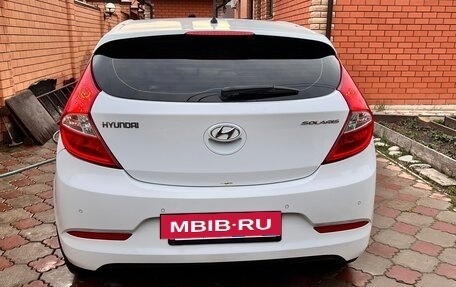 Hyundai Solaris II рестайлинг, 2014 год, 900 000 рублей, 5 фотография