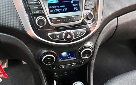 Hyundai Solaris II рестайлинг, 2014 год, 900 000 рублей, 18 фотография