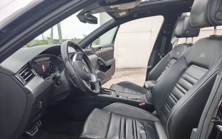 Volkswagen Passat B8 рестайлинг, 2017 год, 2 550 000 рублей, 12 фотография