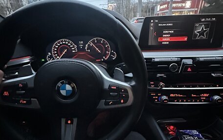 BMW 5 серия, 2018 год, 3 300 000 рублей, 2 фотография