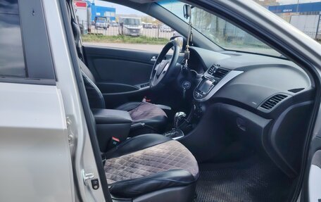 Hyundai Solaris II рестайлинг, 2013 год, 1 100 000 рублей, 8 фотография