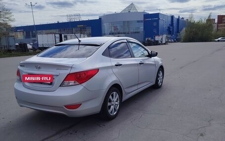 Hyundai Solaris II рестайлинг, 2013 год, 1 100 000 рублей, 6 фотография